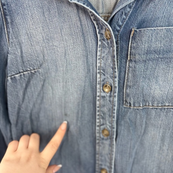 KUT From The Kloth Denim Long Sleeve Button Up Collared Shirt - Picture 4 of 5